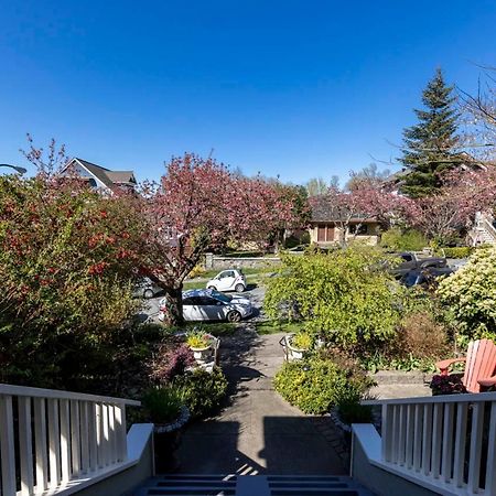 The Ivy On Parker Guest House Vancouver Exterior photo