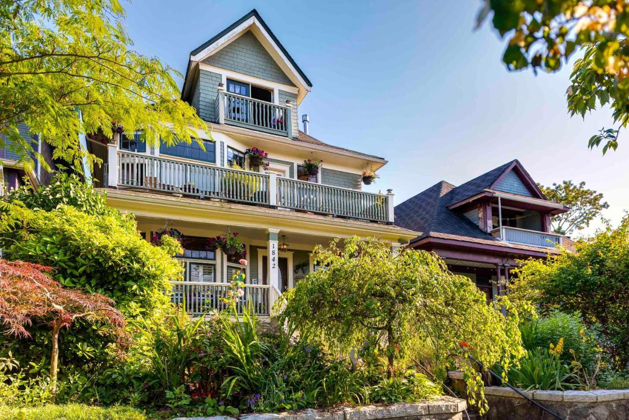 The Ivy On Parker Guest House Vancouver Exterior photo